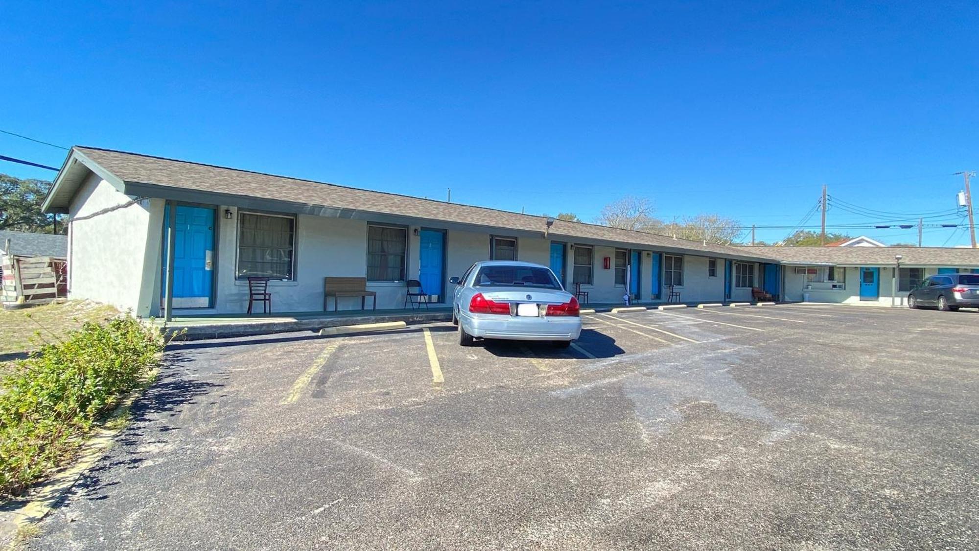 Tropic Motel Aransas Pass Exterior photo